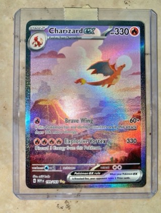 Charizard ex - 199/165 graded 9.5
