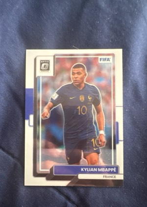 Kylian Mbappé, graded 9.0