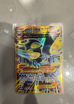 Primal Kyogre EX (Shiny Full Art), graded 8.5