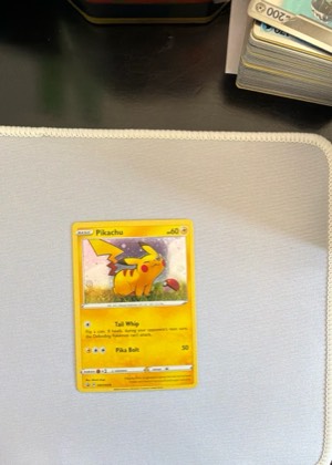 Pikachu - SWSH039 graded 9.5