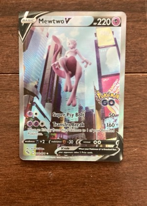 Mewtwo V (Alternate Full Art) graded 9