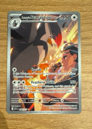 Larry's Staraptor graded 9
