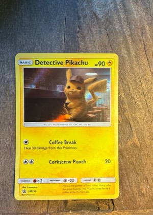 Detective Pikachu - SM190, graded 8.5