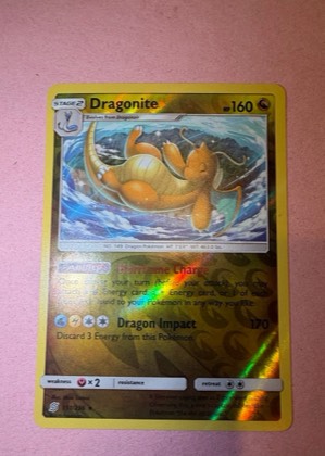 Dragonite, graded 8.0