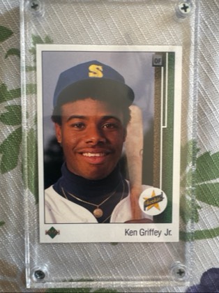 Ken Griffey Jr., graded 9.0