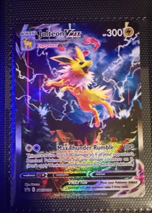 Jolteon VMAX - SWSH184 graded 8