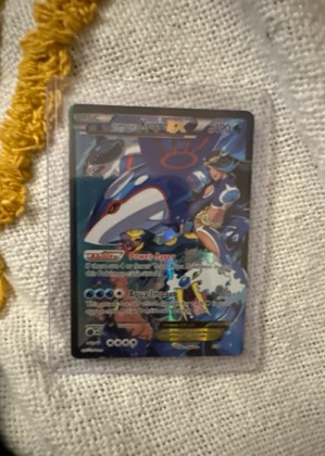 Team Aqua's Kyogre EX, graded 9.5