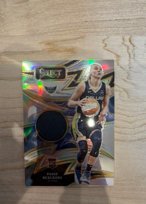 Paige Bueckers, graded 9.0