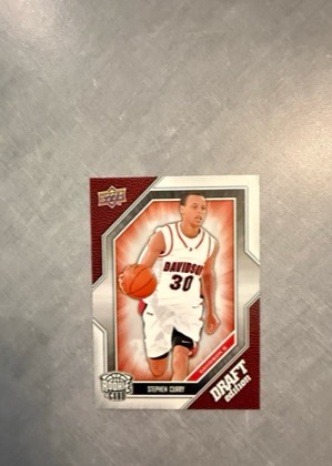 Stephen Curry, graded 9.0