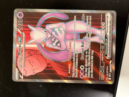 Team Rocket's Mewtwo ex graded 8