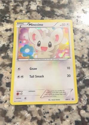 Minccino - BW13 (Cosmos Holo), graded 8.0