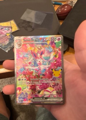 Sylveon ex - 156/131 graded 8
