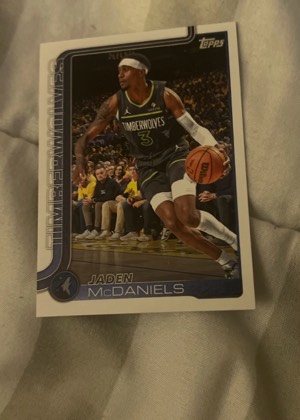 Jaden McDaniels, graded 9.0