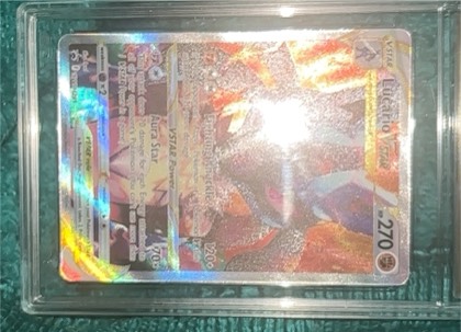 Lucario VSTAR - SWSH214 graded 8.5