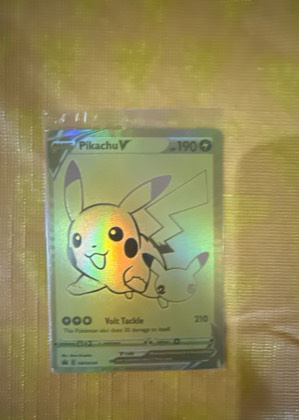 Pikachu V - SWSH145 graded 8.5