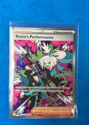 Roxie's Performance, graded 9.0