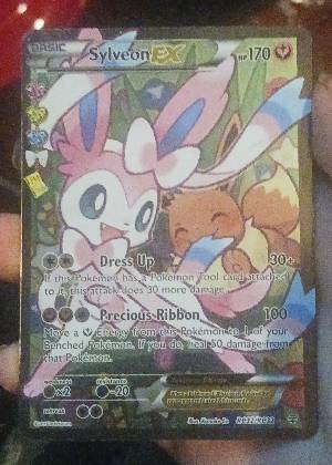 Sylveon EX (Full Art) graded 8