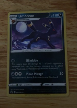 Umbreon - SWSH129 graded 8