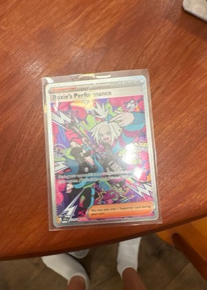 Roxie's Performance - 121/086 graded 7