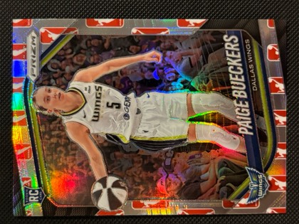 Paige Bueckers, graded 9.0