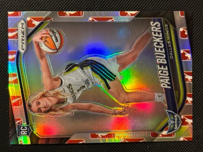 Paige Bueckers, graded 9.0
