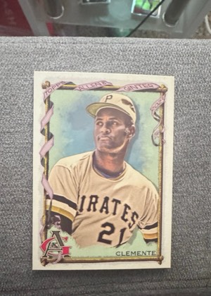 Roberto Clemente, graded 9.0