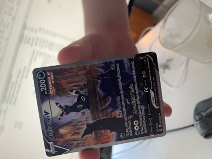 Umbreon V (Alternate Full Art) graded 8.5