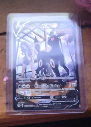 Umbreon V, graded 8.0
