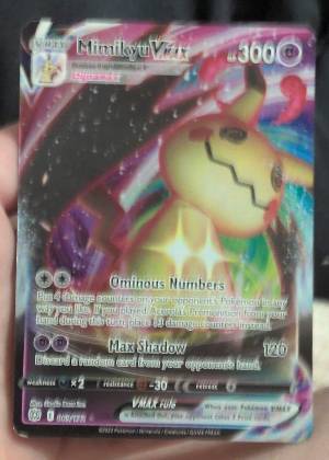 Mimikyu VMAX, graded 8.0