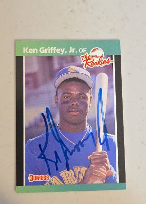Ken Griffey Jr., graded 9.0