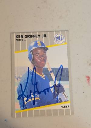 Ken Griffey Jr., graded 9.0