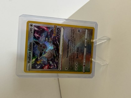 Radiant Eevee - SWSH230, graded 9.0