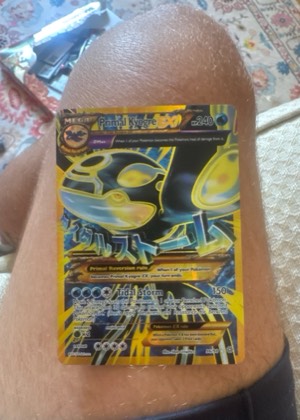 Primal Kyogre EX (Shiny Full Art), graded 8.0