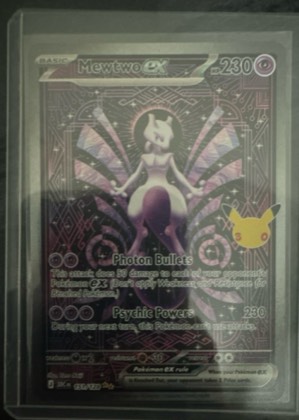 Team Rocket's Mewtwo ex - 079/217 graded 8