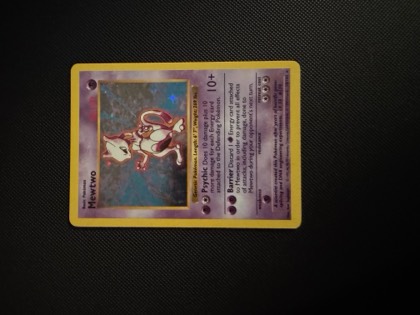 Mewtwo graded 8