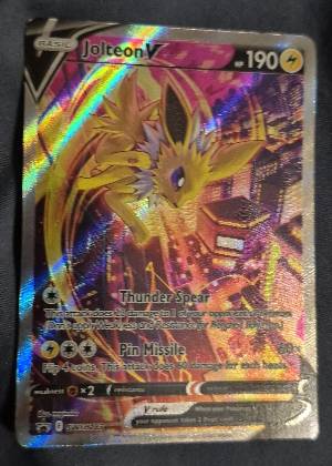 Jolteon V, graded 8.0