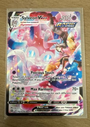 Sylveon VMAX, graded 9.0