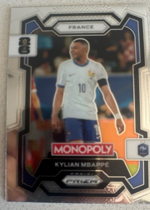 Kylian Mbappé, graded 7.5