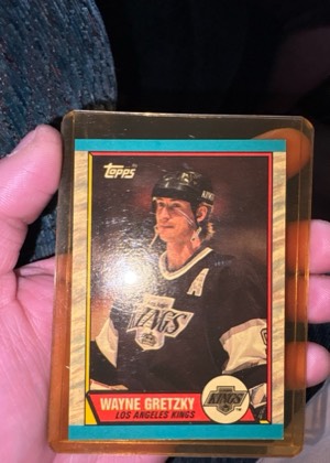 Wayne Gretzky, graded 9.0