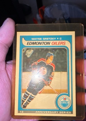 Wayne Gretzky, graded 8.5