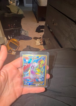 Mewtwo EX (163 Secret Full Art) graded 8