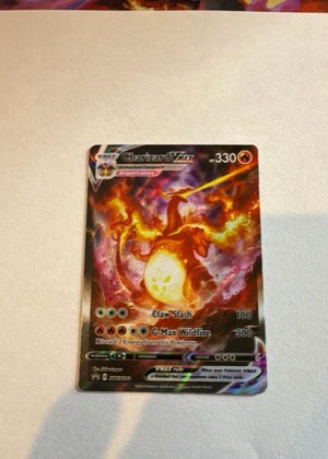 Charizard VMAX, graded 9.0