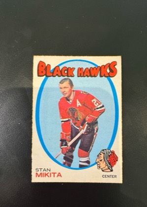 Stan Mikita, graded 7.5