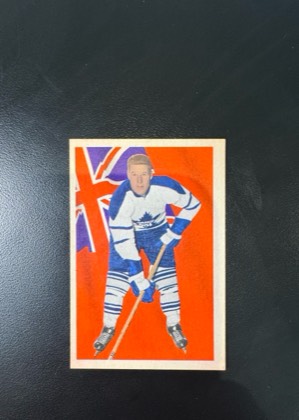 Tim Horton, graded 7.5