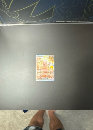 M Mewtwo EX (160 Full Art) graded 8