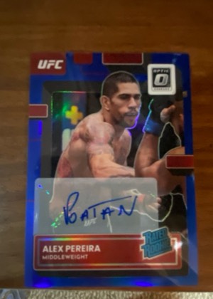 Alex Pereira, graded 8.5