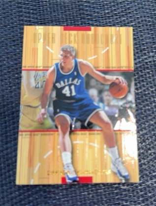 Dirk Nowitzki, graded 7.5