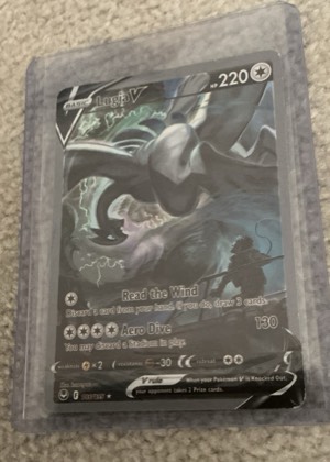 Lugia V graded 8