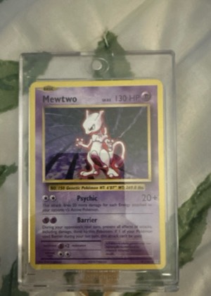 Mewtwo graded 8