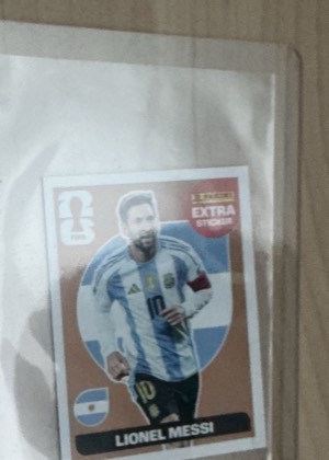 Lionel Messi, graded 7.5